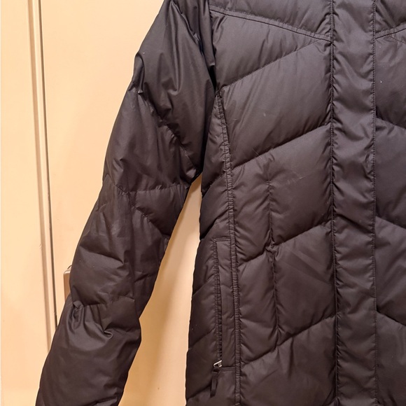 Patagonia Women's Dark Puffer Jacket - Picture 5 of 8